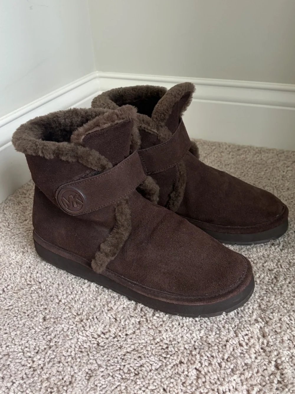 Michael Kors Dark Brown Women’s  Lined Suede Ankle Boots Size 10